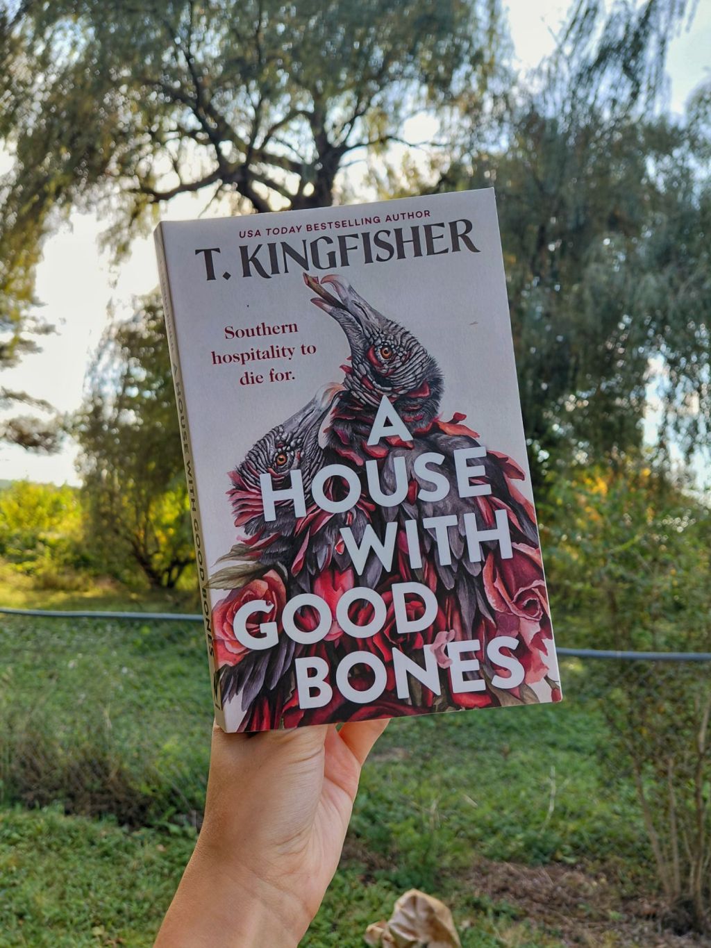 Review of T. Kingfisher’s A House With Good Bones